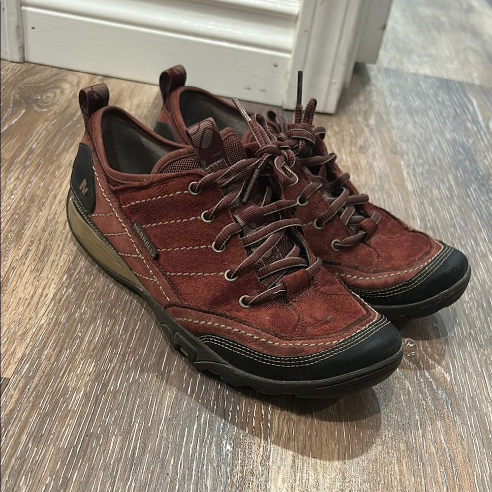 Merrell women's Red and Black Casual Shoes